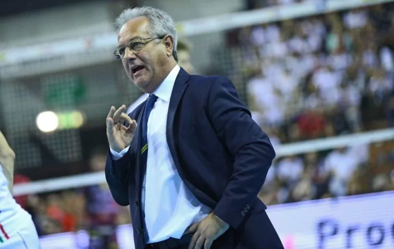 Coach Julio Velasco