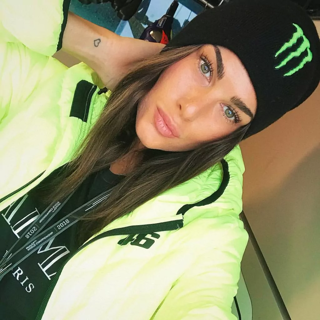 francesca sofia novello valentino rossi valencia