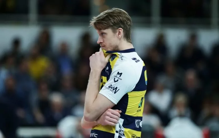 Max Holt