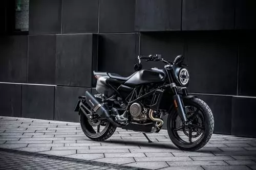 Husqvarna Svartpilen 701