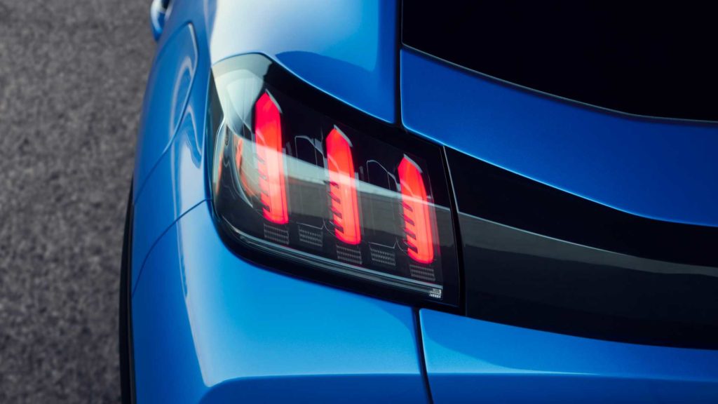 Peugeot e-208