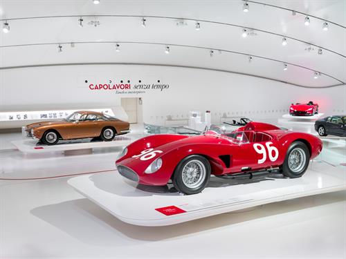 museo Enzo Ferrari modena