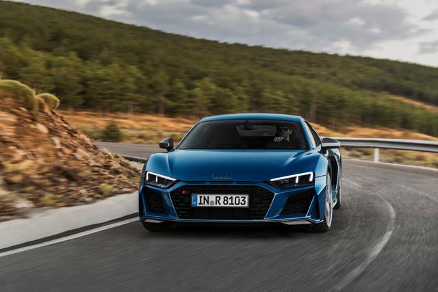 AUDI R8 2019