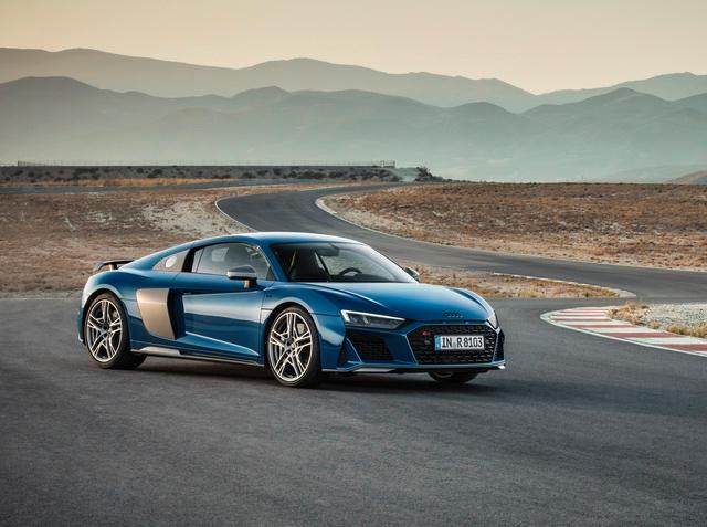 AUDI R8 2019
