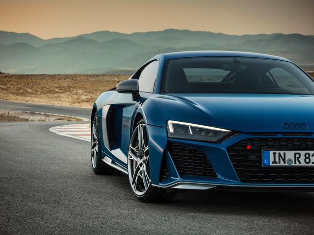 AUDI R8 2019