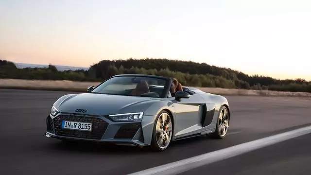 AUDI R8 2019