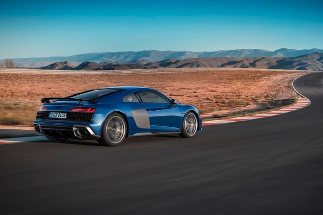 AUDI R8 2019