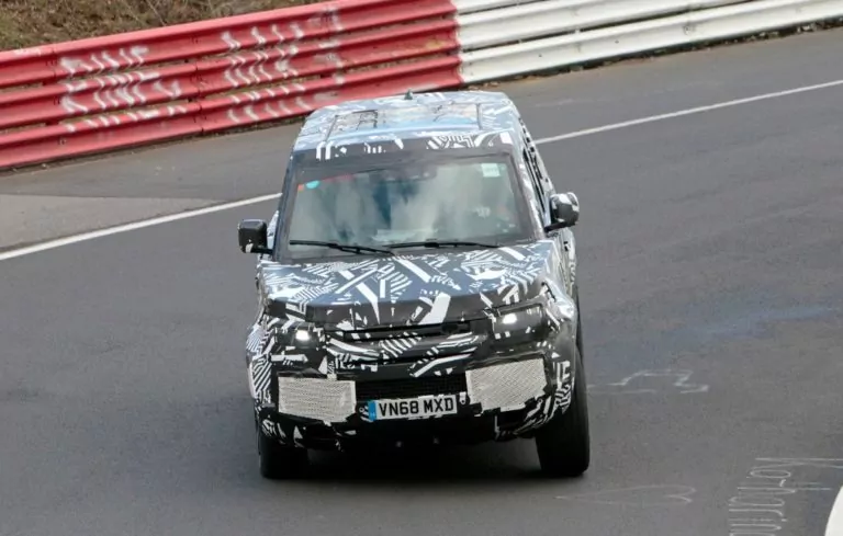 Land Rover Defender 2019