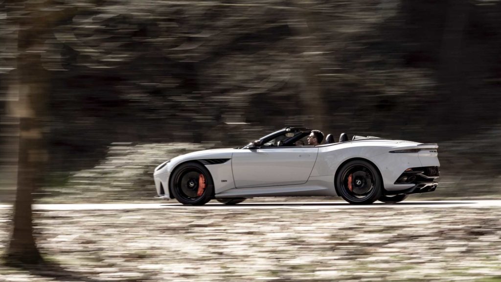Aston Martin DBS Superleggera Volante
