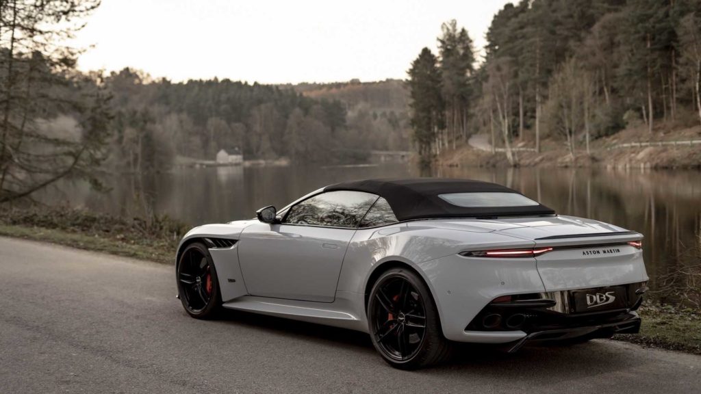 Aston Martin DBS Superleggera Volante