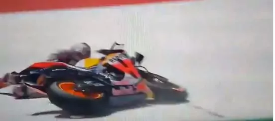 caduta marc marquez austin