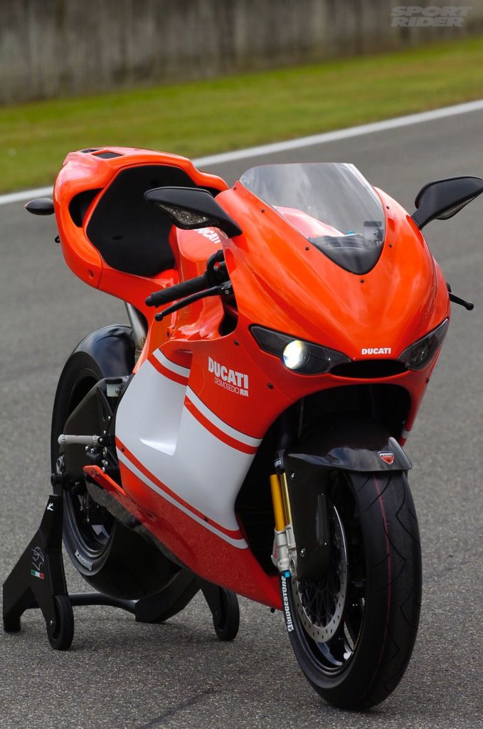 moto hamilton