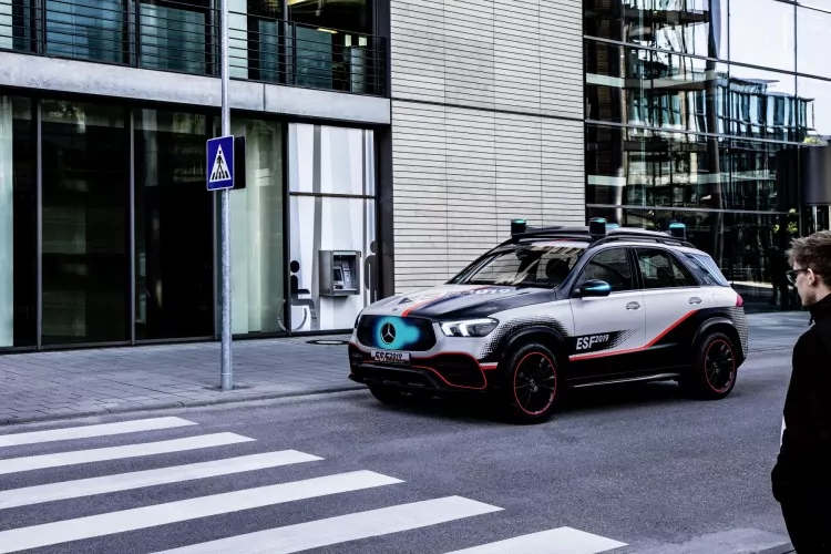 Mercedes ESF 2019