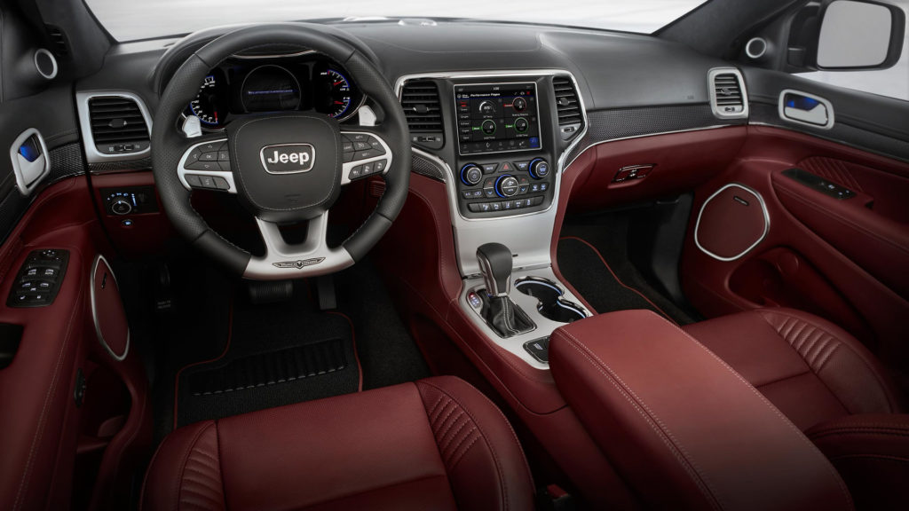 eep-grand-cherokee-trackhawk