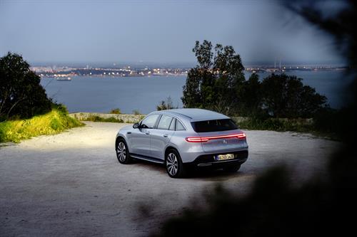 mercedes eqc