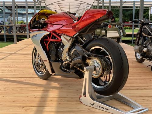 mv augusta superveloce 800
