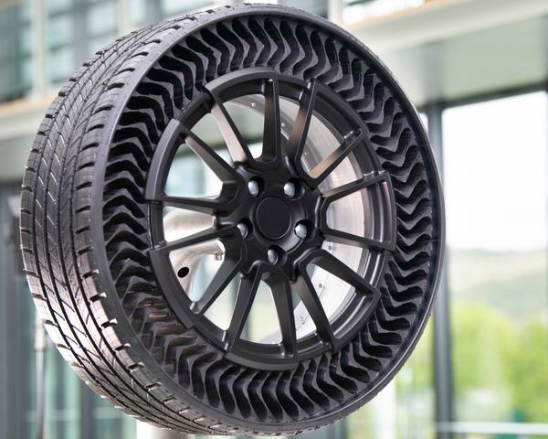 Michelin e GM Uptis