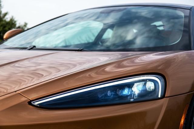 mclaren gt
