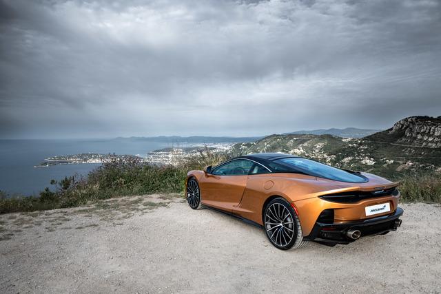 mclaren gt