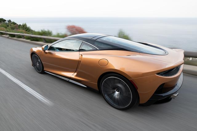 mclaren gt