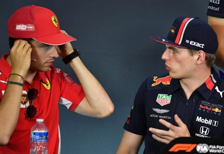 Verstappen e Leclerc