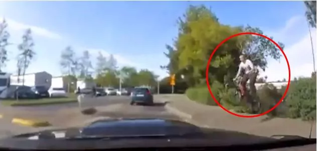 ciclista incidente macchina