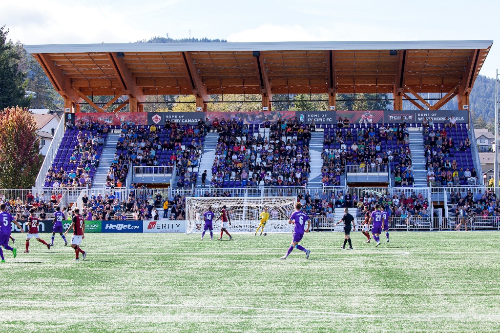 stadio legno lamellare