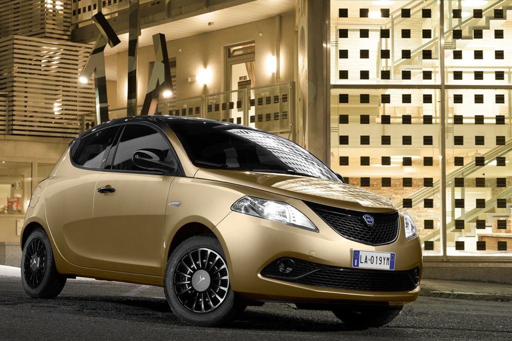 Lancia Nuova Ypsilon Monogram