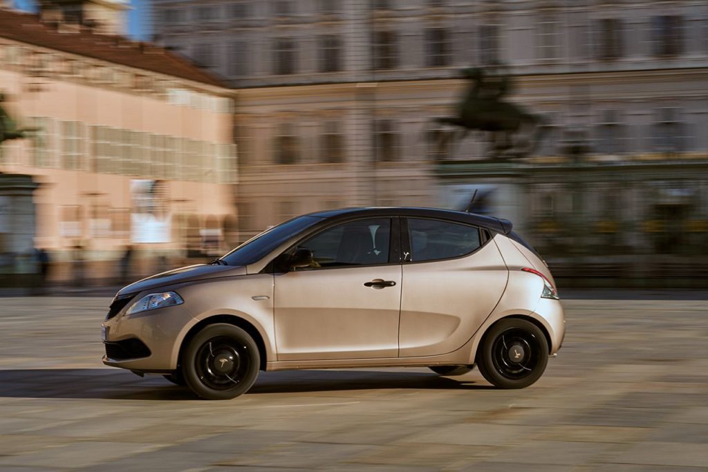 Lancia Nuova Ypsilon Monogram