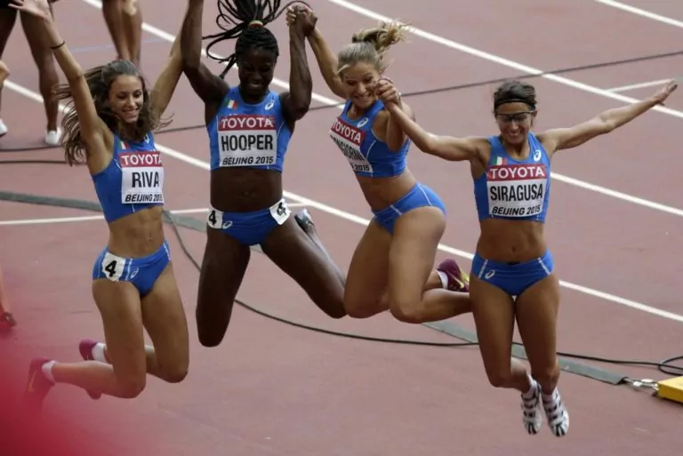 Italia staffetta femminile