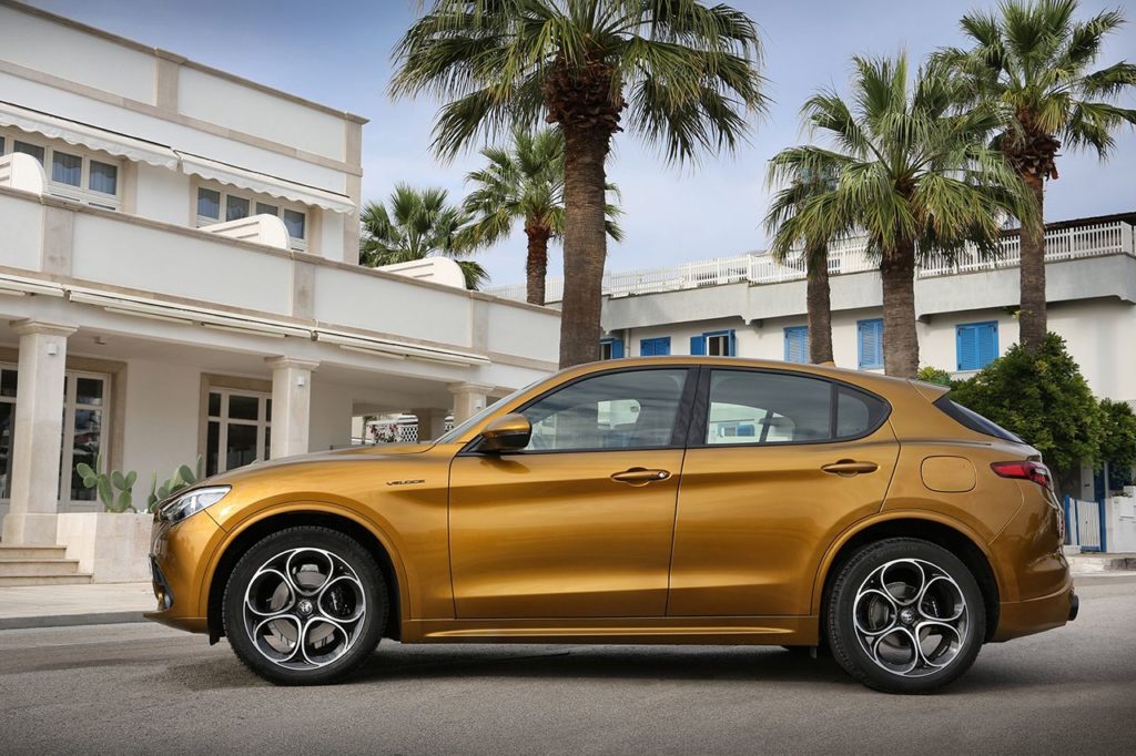 alfa romeo giulia stelvio my2020