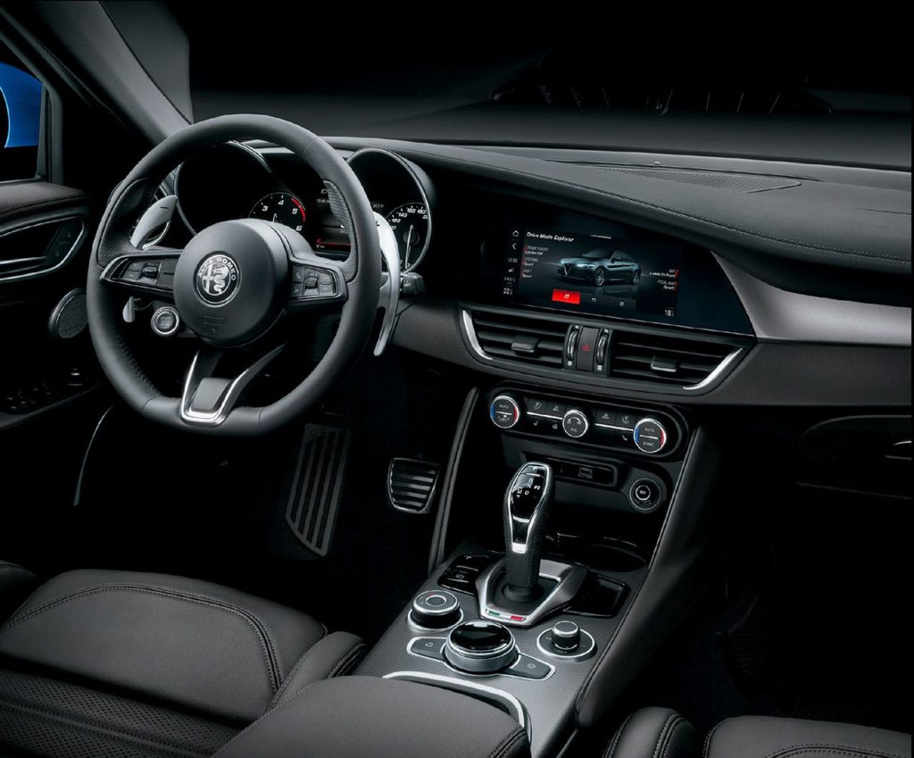 alfa romeo giulia stelvio my2020