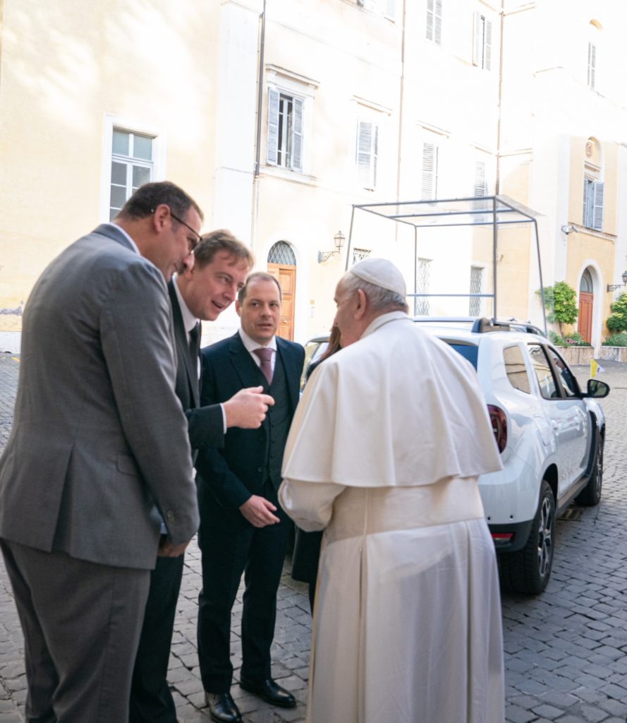 PAPA FRANCESCO