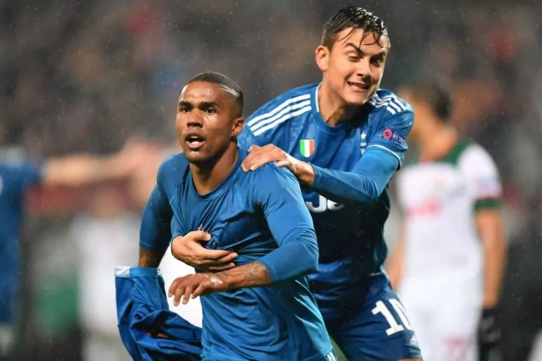 Douglas Costa