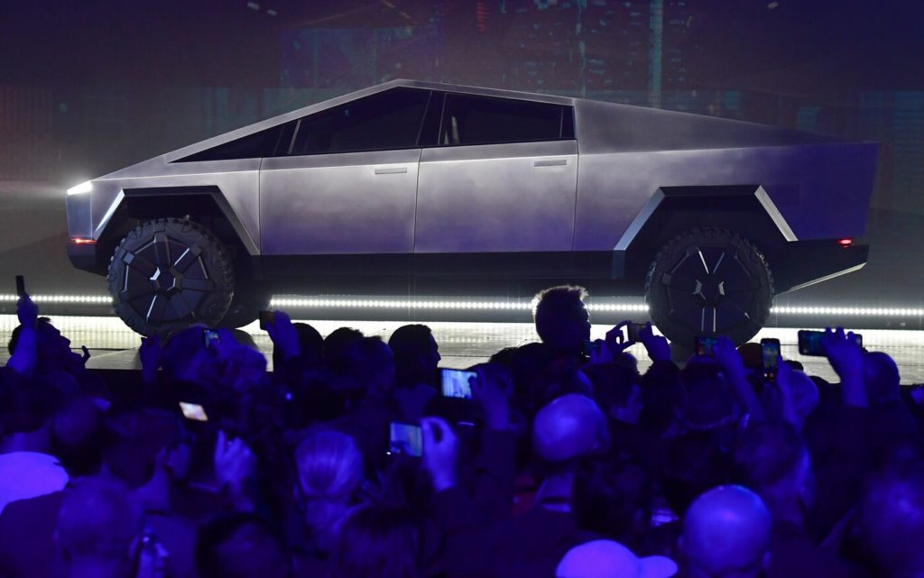 pickup tesla