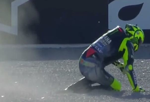 caduta valentino rossi
