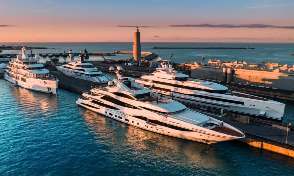yacht azimut benetti