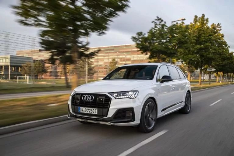 Nuova Audi Q7 TSFI e quattro