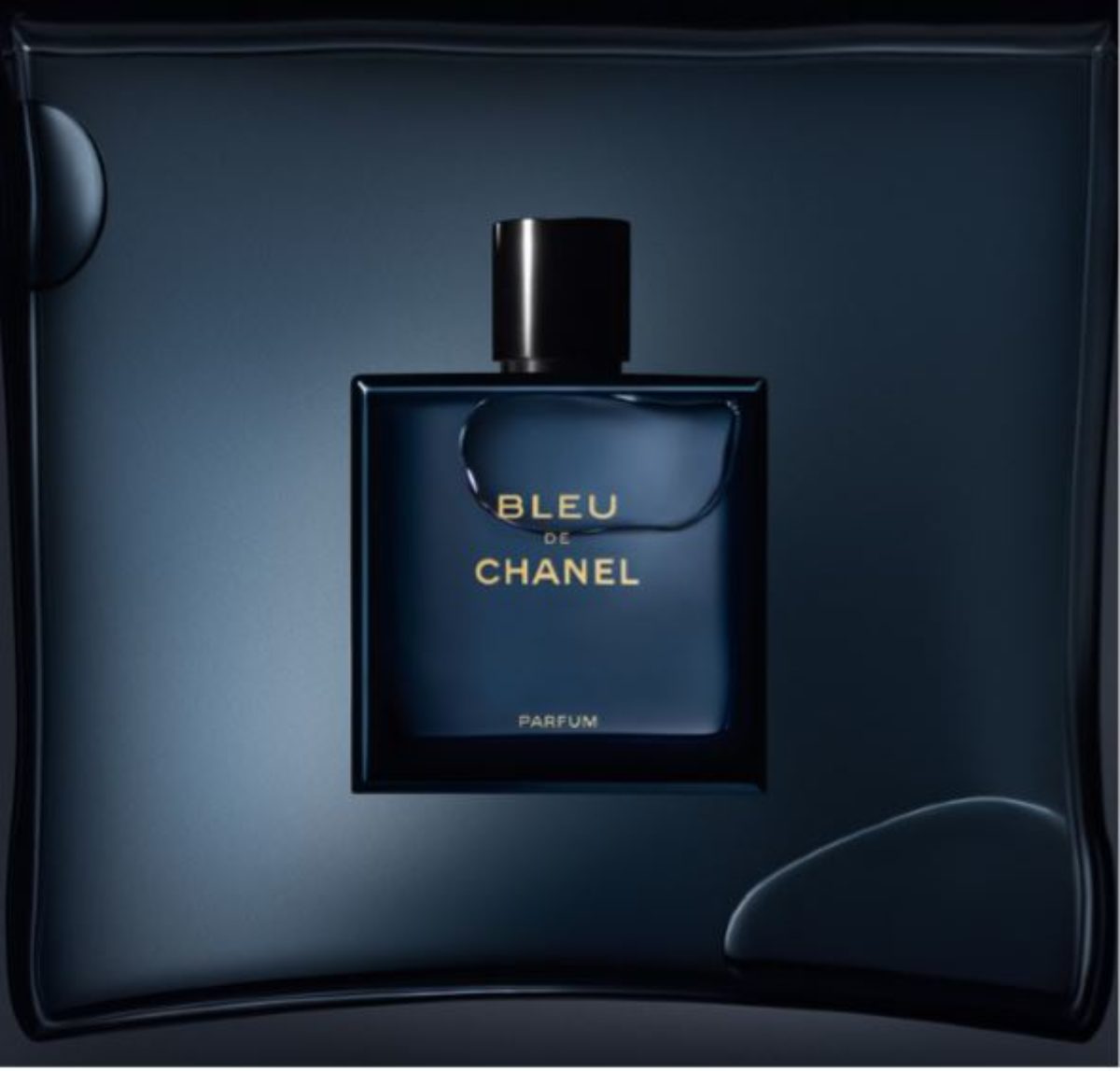 Bleu de Chanel Parfum, l'energia nobile del profumo ideale per l'uomo del  2020: \