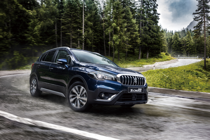 S-CROSS-HYBRID