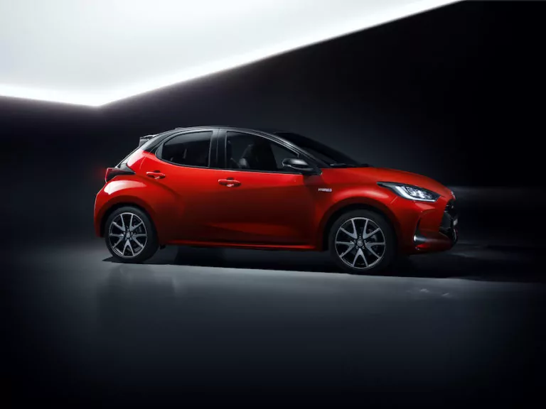 Nuova Yaris