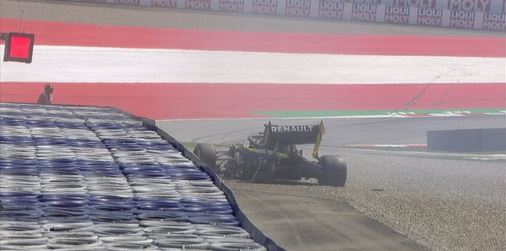 F1, Gp Stiria (FP2): Brutto incidente per Ricciardo nelle 
