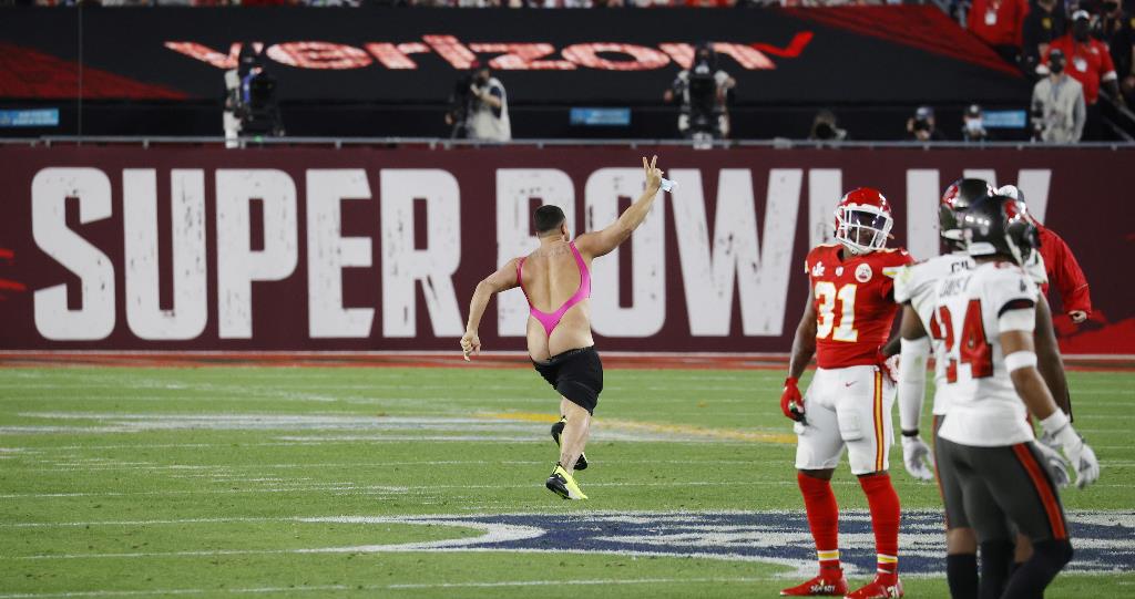 invasione di campo super bowl
