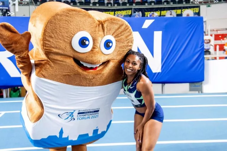 mascotte-mkatarzynka-pan-di-zenzero-torun-2021