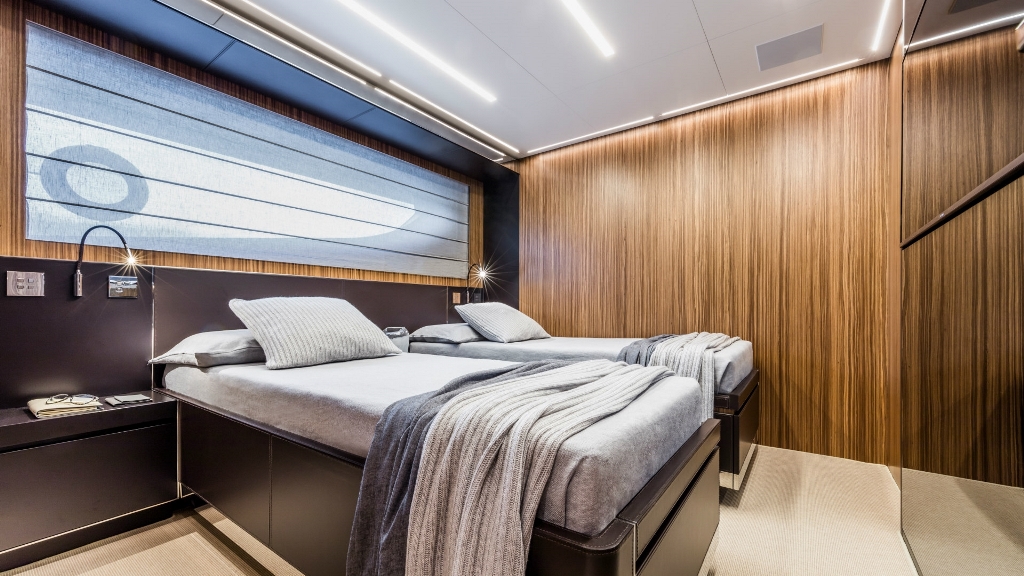 riva yacht unknown 100 corsaro