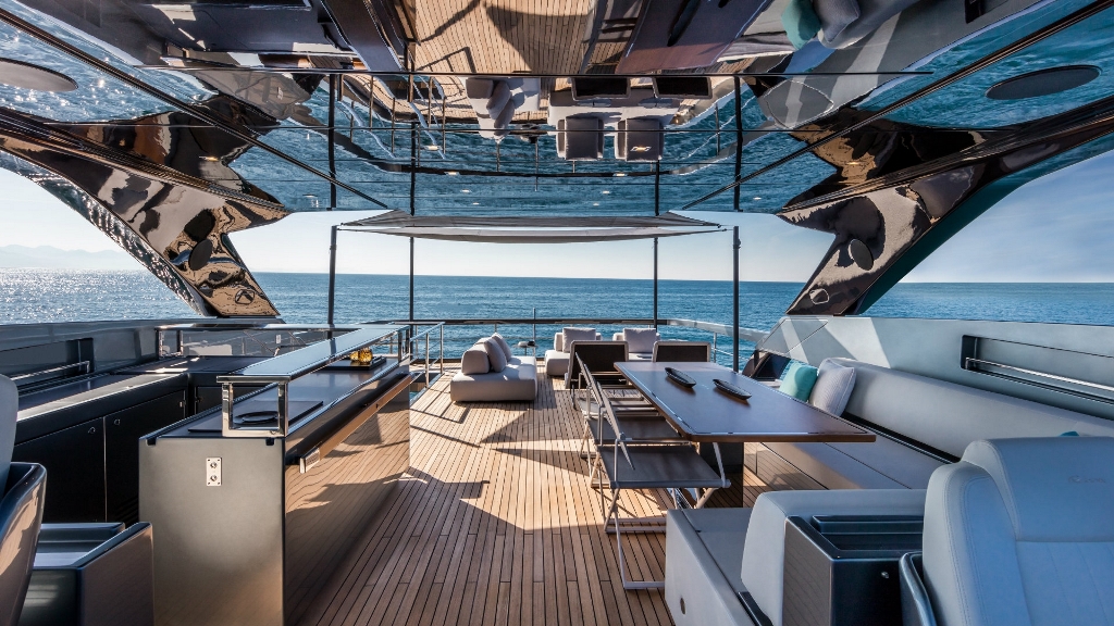 riva yacht unknown 100 corsaro