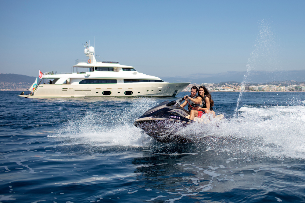 custom line navetta