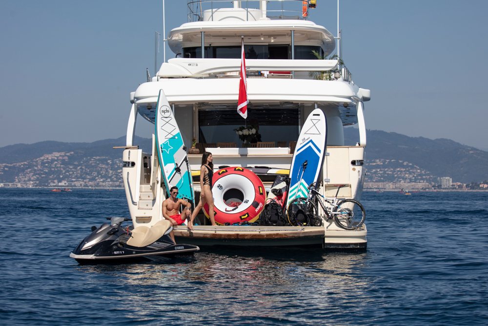 custom line navetta