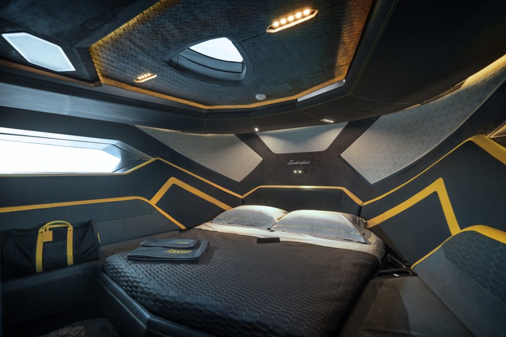 Tecnomar for Lamborghini 63 6
