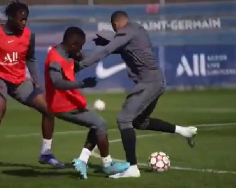 Gueye Mbappé